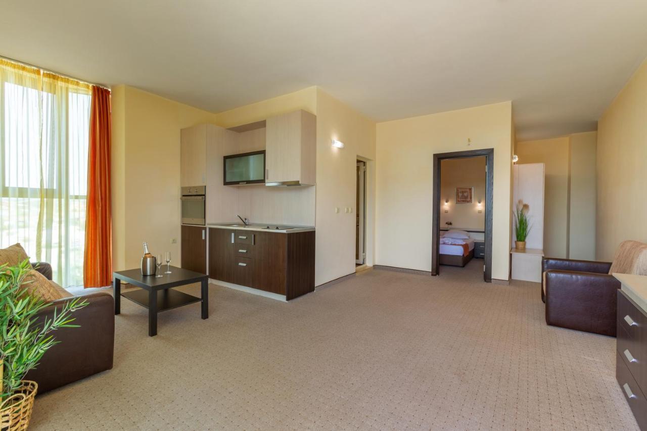 Hotel Julia Sveti Vlas Εξωτερικό φωτογραφία