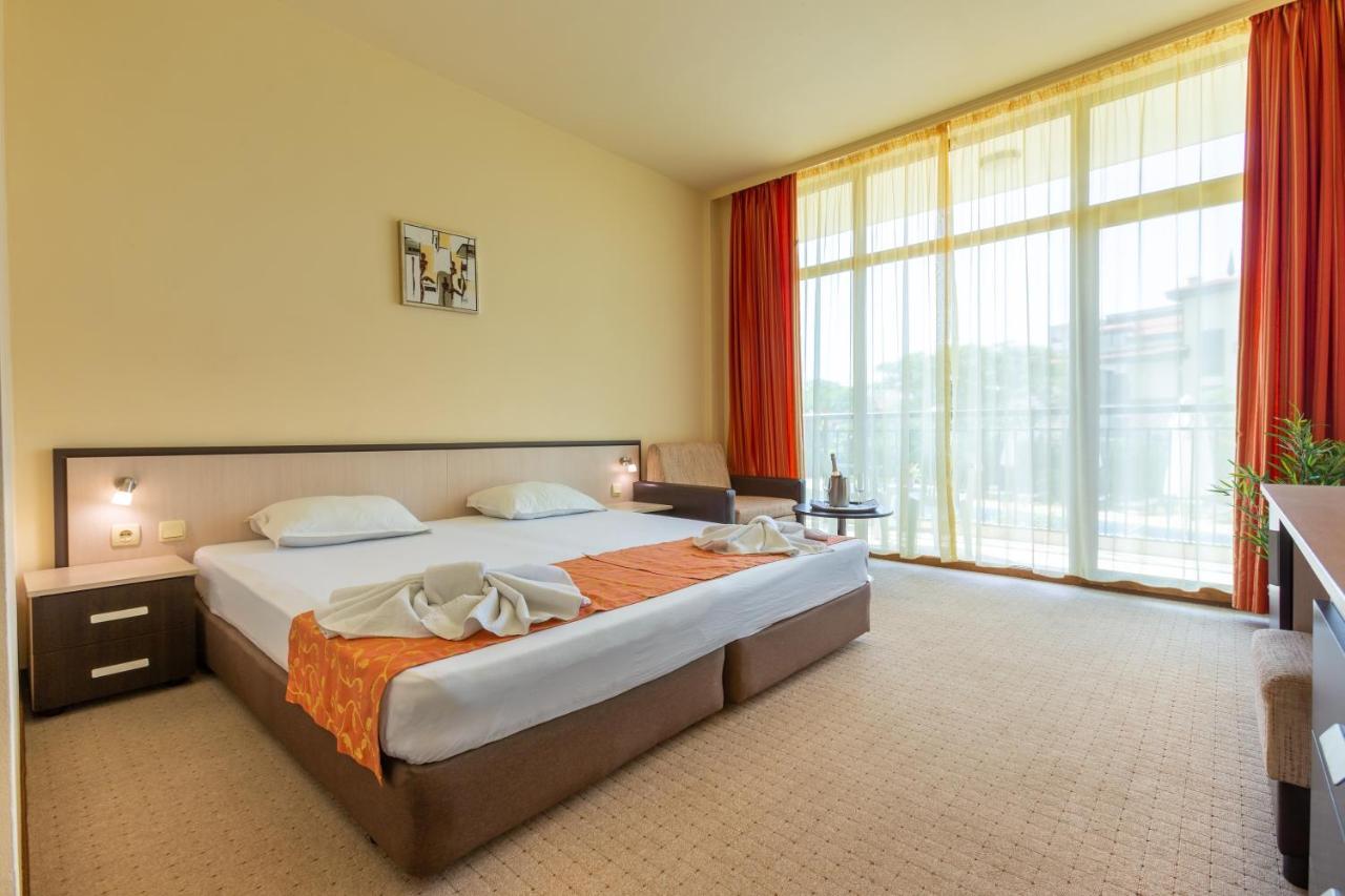 Hotel Julia Sveti Vlas Εξωτερικό φωτογραφία