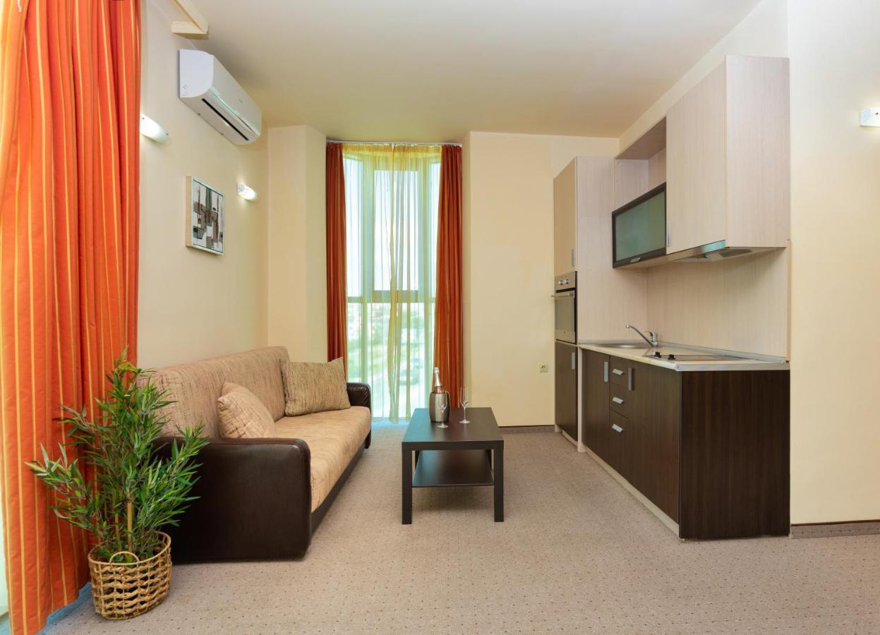 Hotel Julia Sveti Vlas Εξωτερικό φωτογραφία
